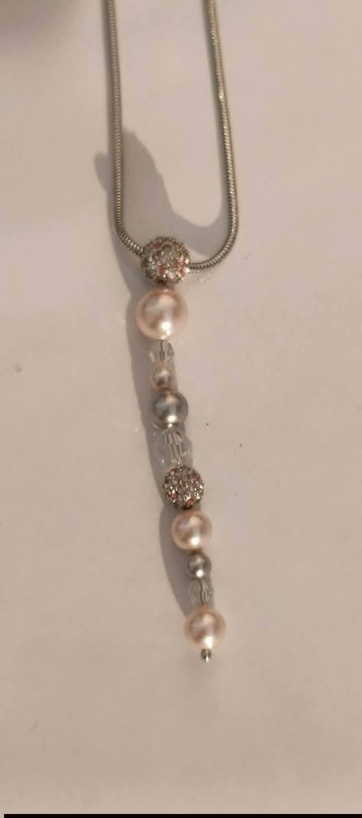 كلادة سوار فسكي تفاصيلها موجوده بلصور علبه وعلامه البجع مرصعه ومختومه حرف aيمكن يم اعلئ سعر


**إذا كنت صاحب هذا الإعلان وتريد حذفه لأي سبب، رجاءا أرسل رسالة إلى الدعم الفني**