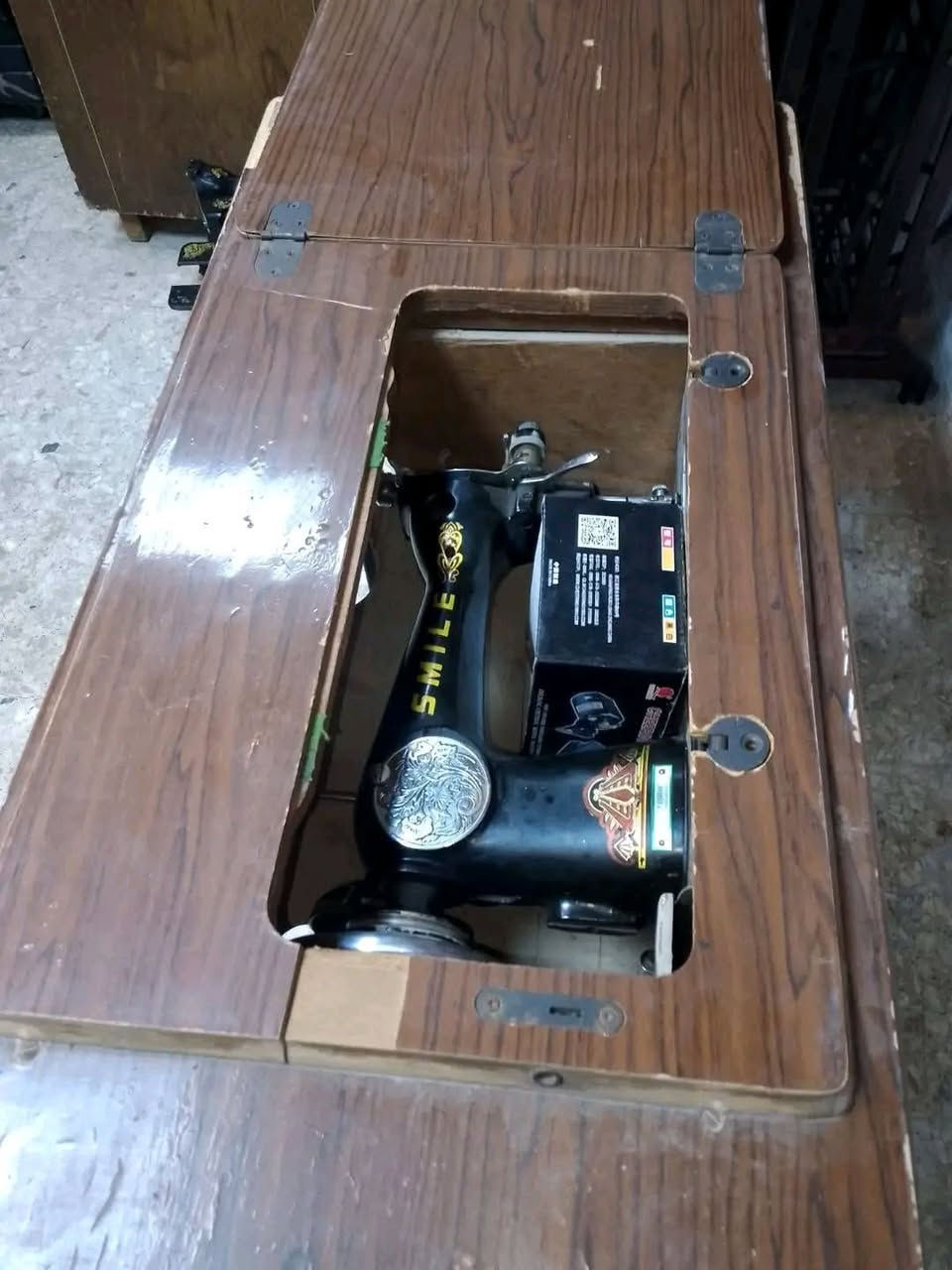 عرض خاص اخر قطعتين سعر المكينه مع الميز الاصلي بسعر 110. الف مكاين يابانيه اصليه تخيط رجل وكهرباء يوجد توصيل للكافه العراق للحجز خاص


**إذا كنت صاحب هذا الإعلان وتريد حذفه لأي سبب، رجاءا أرسل رسالة إلى الدعم الفني**