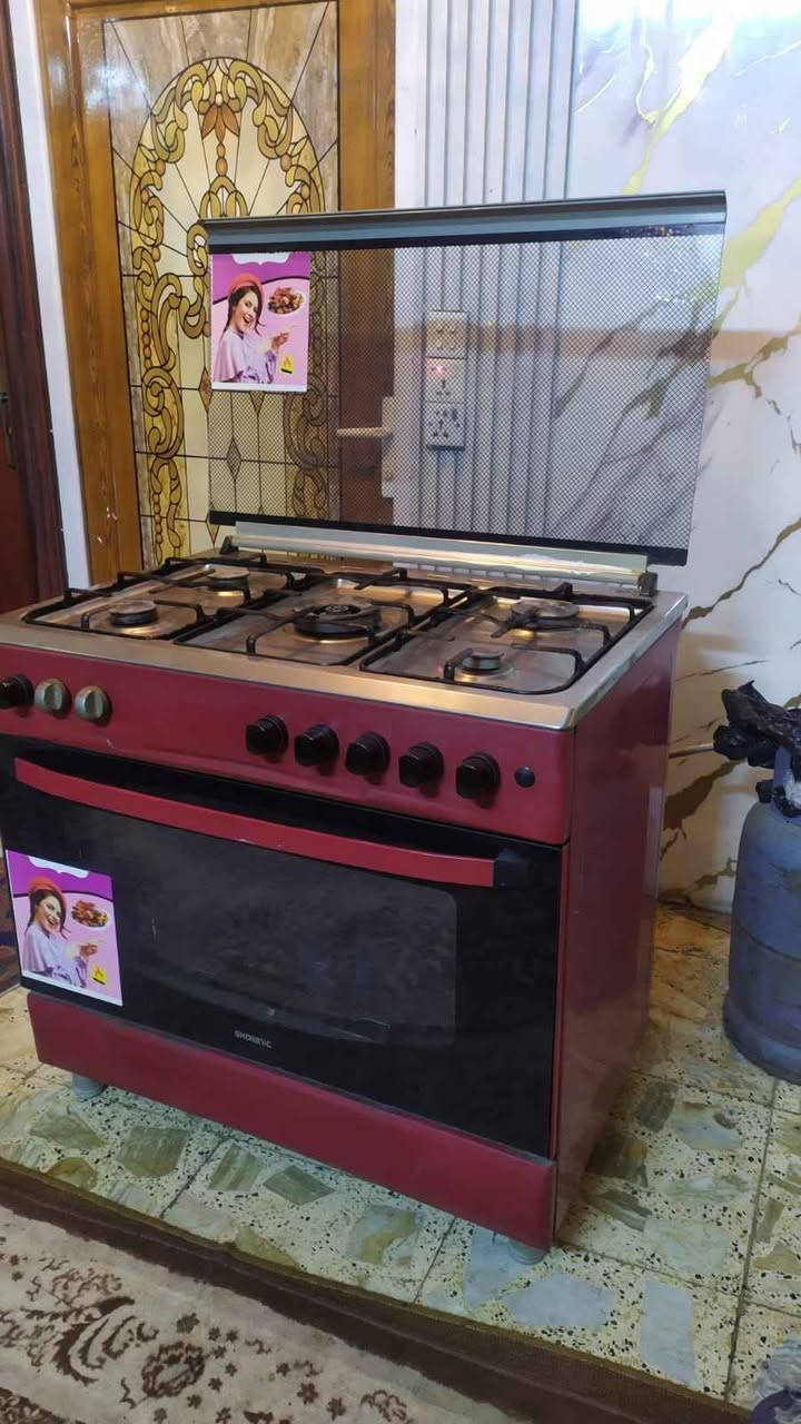 طباخ خمس عيون نضيف شغال لونه احمر 
مكاني بغداد 
سعره 175
الشراي يجي خاص بدون كسران بغداد, العراق


**إذا كنت صاحب هذا الإعلان وتريد حذفه لأي سبب، رجاءا أرسل رسالة إلى الدعم الفني**