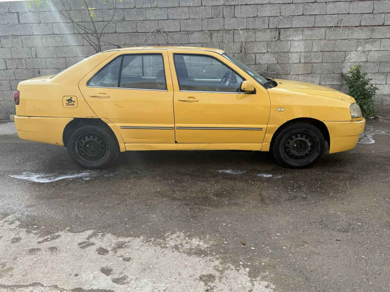 السلام عليكم شيري كوين 2010كير ومحرك محور كولا تبريد تدفئه شغال ويا سويج سياره خير من الله العنوان بغداد جسر ديالى رقم الهاتف ***********
سعر 35وبيها مجال بسيط
