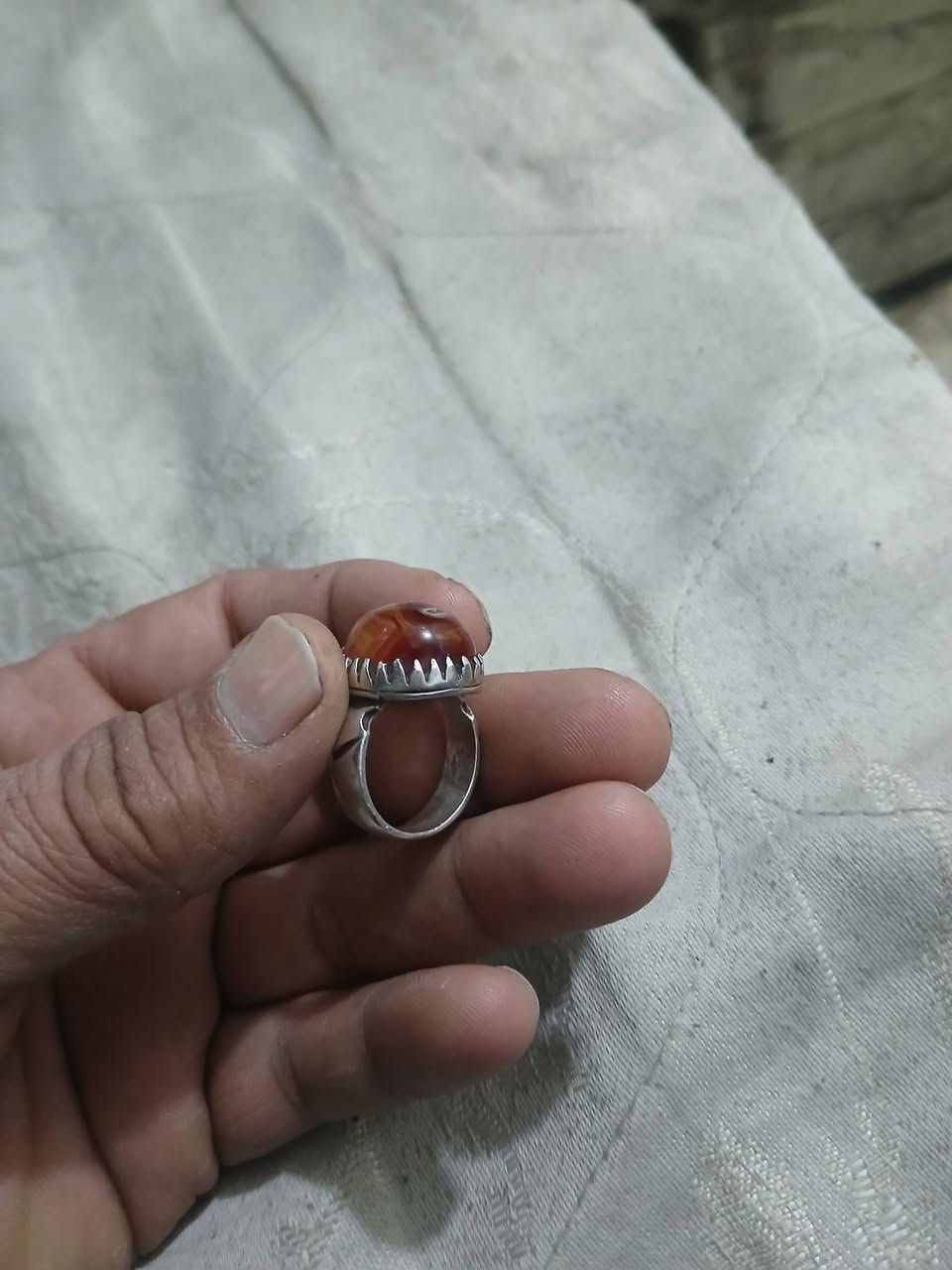 البيع مكان بغداد السعر  ٢٥ تليفون  ***********
