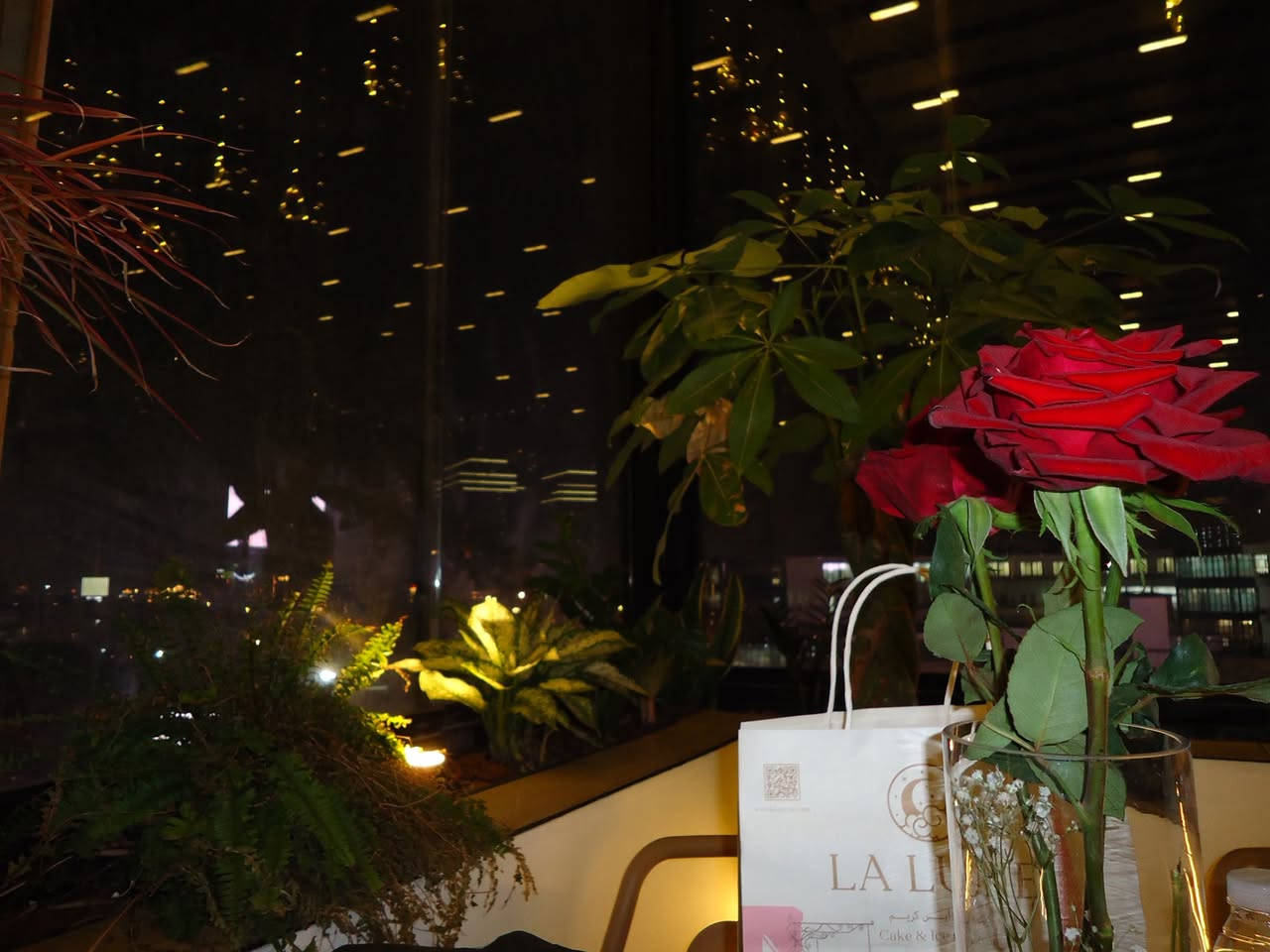 كامرة SONY
كامرة سوني cybershot 14.1
نظيفه كلش استخدام قليل جداً 💯
بلون مميز ونادر لون الشاي الاخضر🍃⚡️
مع كامل ملحقاته
-بطارية الصلية
-شاحنه للبطاريه اصليه
-رام sandisk 8 GB
"السعر 115 وبيه مجال قليل"
للتواصل واتساب ***********
