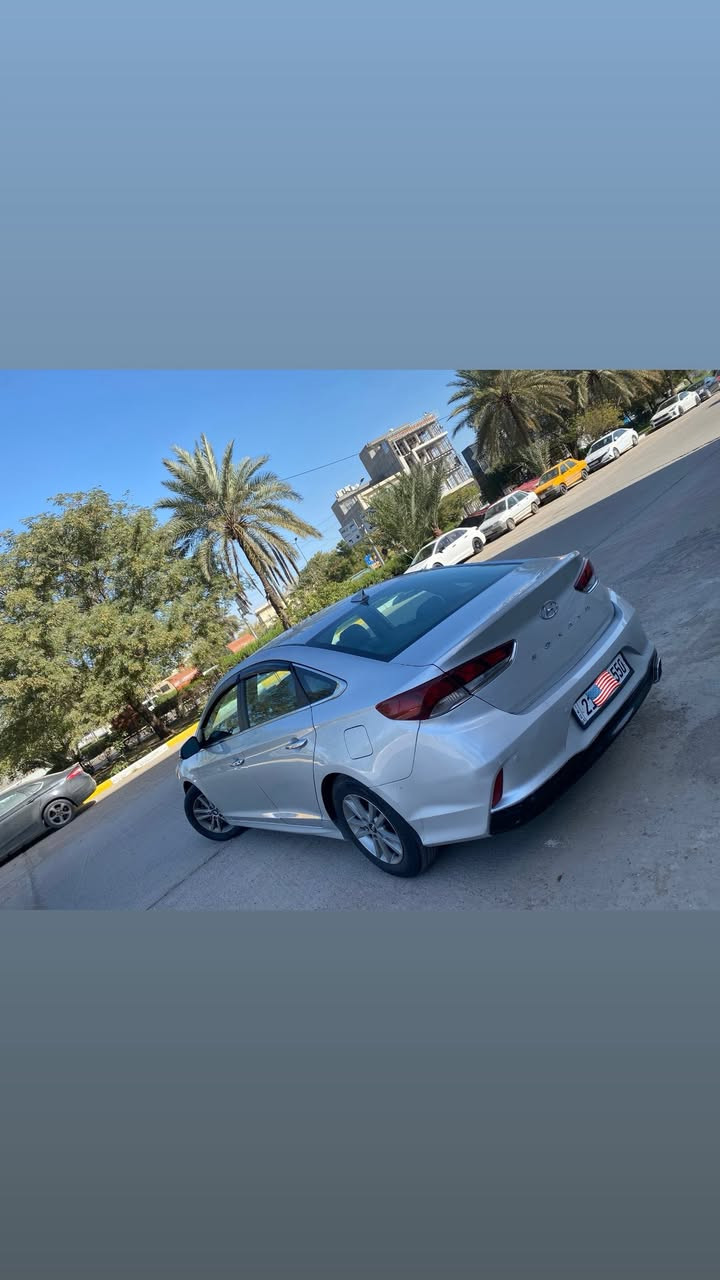 سلام عليكم اخوان هونداي سوناتا موديل 2018 وارد أمريكي ضرر بسيط بدون دواخل شواصي لغود تكم كفاله بلاد بدون ايرباك صبغ قطعتين ونص ماشيه 67 الف مكينه كير صدر تبريد مكفول ع وضع شركه سياره جاهزه فول موصفات بصمه تشغيل وبوب وجنطه جنطه ذكيه فتح تلقائي عند الاقتراب لد نهاري أشاير مري كشن كهرباء تدفئه كشنات شاشه كبيره كأمره خلفيه تحكمات ستيرن دركه جلد سياره حلوه وجاهزه رقم سليمانيه جديد تحويل مباشر مكاني بغداد رقمي  سعر 133 بي مجال للشراي ***********
