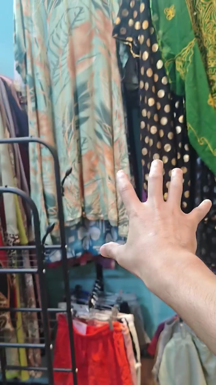 كلشي داخل المحل للبيع***********

