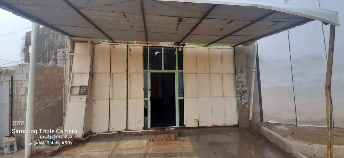 محل للايجار مساحة ٦٠ متر في واحد حزيران قرب مدرسة الغد المشرق مقابل التانكي للاستفسار الاتصال على الرقم ***********
