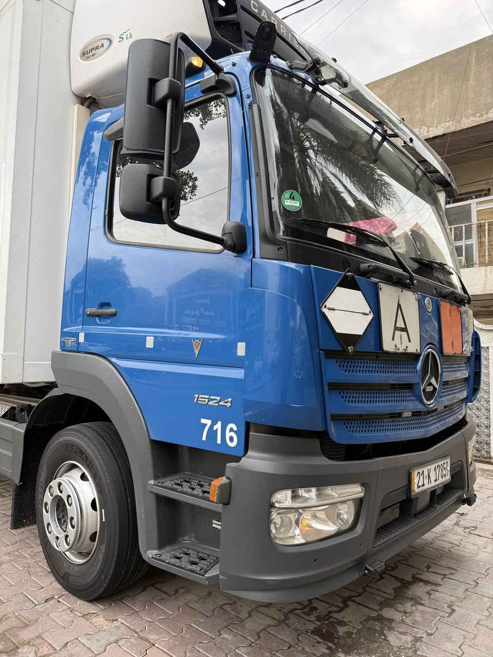 السلام عليكم للبيع اتيكو وحش 
مديل 2017

فول مواصفات كامرة حساس رادار 🔛

قفل اكسل

كير اوتو  🛠️

جوبلس خلفي 

ورك امامي 

تخم تاير  كوري  باتريات جدد🪪

تدفئة تبريد بلادي 

الطول سبعة وربع 

جهاز تبريد CARRIER -950⚒️

المكان بغداد 

☎️***********☎️
