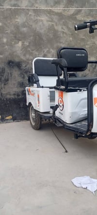 دراجة كهربائية • بطاريات ناقصة • قضاء ابي الخصيب