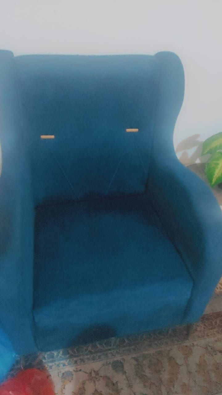 السلام عليكم تخم للبيع كلش نظيف سعر 350وبي مجال

رقم الهاتف ***********
