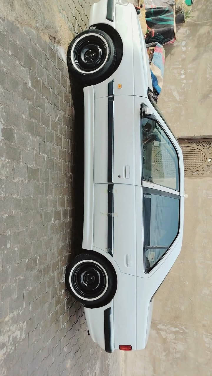 سلام عليكم  بارص 2015 بيها جاملغ وبنيد الباقي كفاله تبريد حداديه كير مكينه سعر 50 رقم نجف مكان نجف الاستفسار ***********
