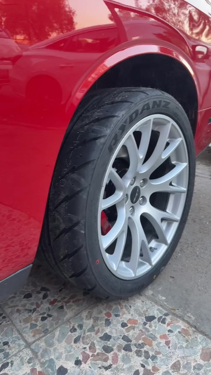 🚗🔥 Rydanz Mall for Tyre 🔥🚗  
إطارات rydanz الصينية المختلفة حصرا–مواصفات اوربية حقيقية وضمان حقيقي

إذا تريد اطار صيني مختلف عن البقية لسيارتك التشارجر او تشالنجر👌  
نوفر إطارات بجودة عالية وأداء مضمون وبأفضل الأسعار.
❌❌انتاج ٢٠٢٦ حصرا
✅ تماسك قوي وثبات ممتاز  
✅ جودة عالية وعمر طويل  
🚚 خدمة توصيل داخل بغداد

📏 المقاس: 285/35/20-275/40/20-245/45/20
                      
📍 الموقع: بغداد  
📞 للحجز والاستفسار: ***********

“🚀 أسرع بالحجز — السعر ممتاز والكمية محدودة!
