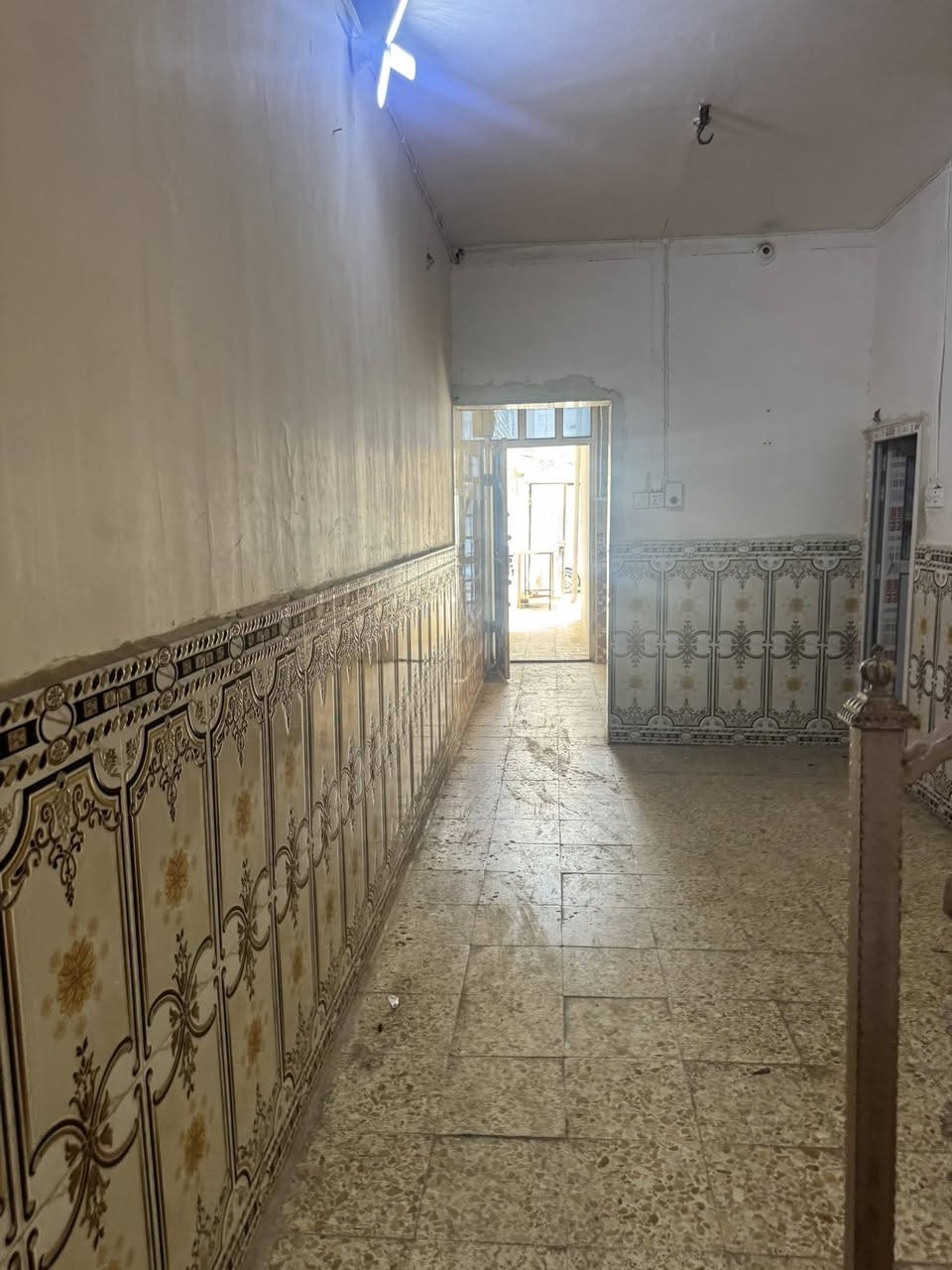 بيت ١٠٠ متر حي الوفاء منطقة الاساتذه طابقين
يتكون من ٣ غرف نومه وصالتين ومطبخ واستقبال سعر الايجار ٤٠٠ اتصال ***********
