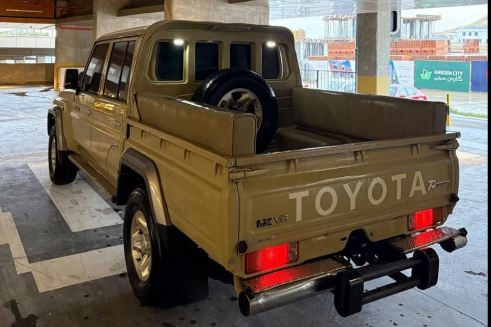 تۆیۆتا لاندکڕۆز مێگزەمین 2015 
بیلاد پۆستاڵ و ٨ وەرەق 
سەیارەکە نموونەیە لە جوانی 
١٦٦٠٠٠ کیلومتر  رۆیشتوە  
یەک پەڵە تەعدیلی هەیە 
مەکینەی سفری ئەورەپی لەسەرە
هیچ مەسرەفێکی تێدانیە 

سـعـر : لە کۆمێنت داوابکە ڕاستەوخۆ بۆت دێت 📥 

گێر و مەکیەنەی بەشەرت 
هیچ کێشەیەکی تێدا نییە 

ژمارەی خاوەنەکەی 
***********
