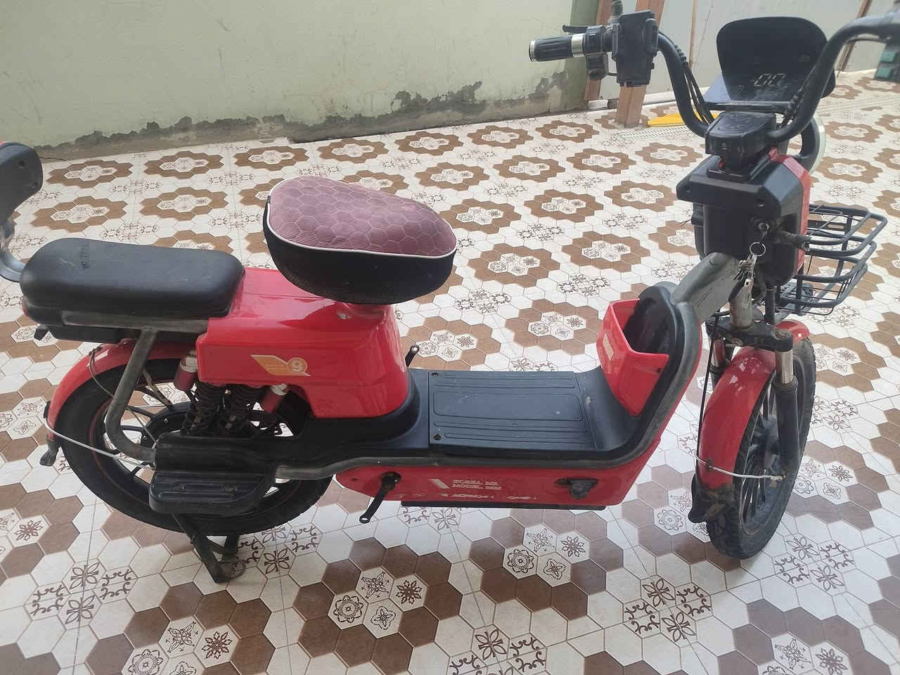 دراجه شحن موديل 2025 للبيع كامله ما بيها اي نقص سعرها 300الف وبيها مجال


**إذا كنت صاحب هذا الإعلان وتريد حذفه لأي سبب، رجاءا أرسل رسالة إلى الدعم الفني**