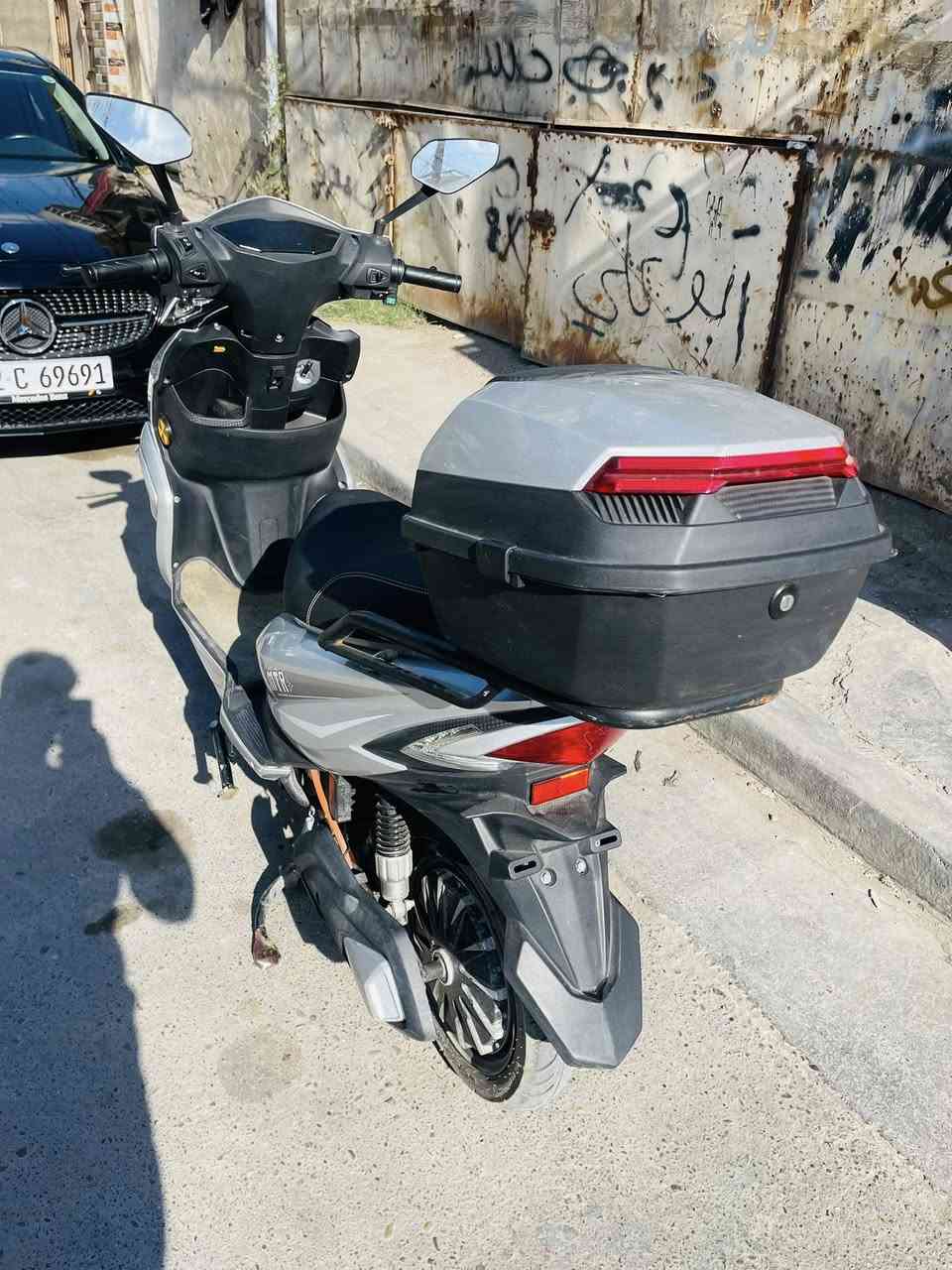 دراجه شحن للبيع
نوع mtr 

مسافت الشحنه الوحده 50 كيلو 
سرعه ٩٠ حقيقي 

***********
