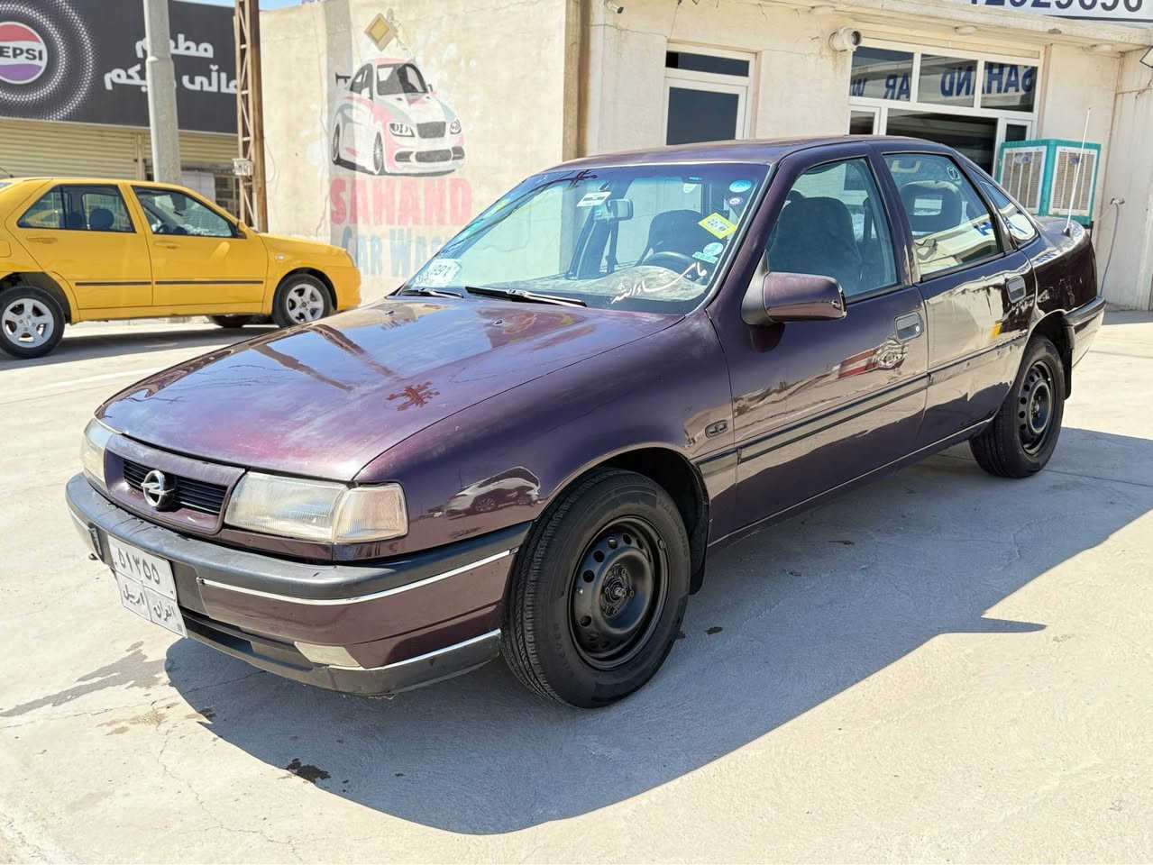 ئۆپل1991مەکینە20  بی لیدراو شیعار نیە بویاغ عامە بۆجوانی جوار تایەی تازەی لەژیرە تاخم پشتو پیش تازە داگیراوە  داخلی جوانە کارەبایاتی بەشەرت بیتاقەی بەنزینی هەیە سەیارەکە مالی دۆستە :رەقەم موبایل:***********:*********** كركوك, العراق
