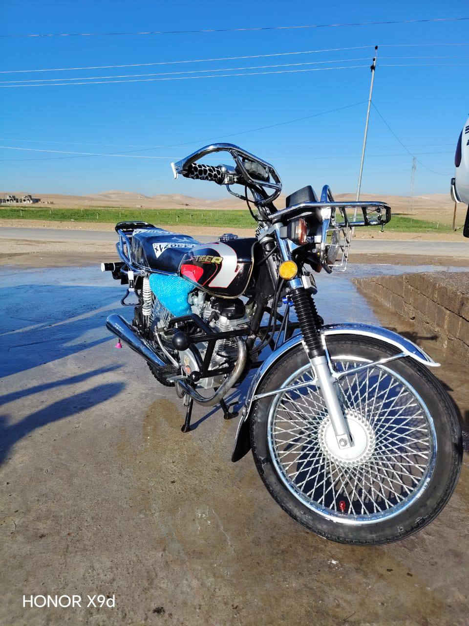 سلام وعليكم دراجه 2021اللبيع كلشي شرط كدام عينك وسعر خاص مكان الدراجه موصل


**إذا كنت صاحب هذا الإعلان وتريد حذفه لأي سبب، رجاءا أرسل رسالة إلى الدعم الفني**