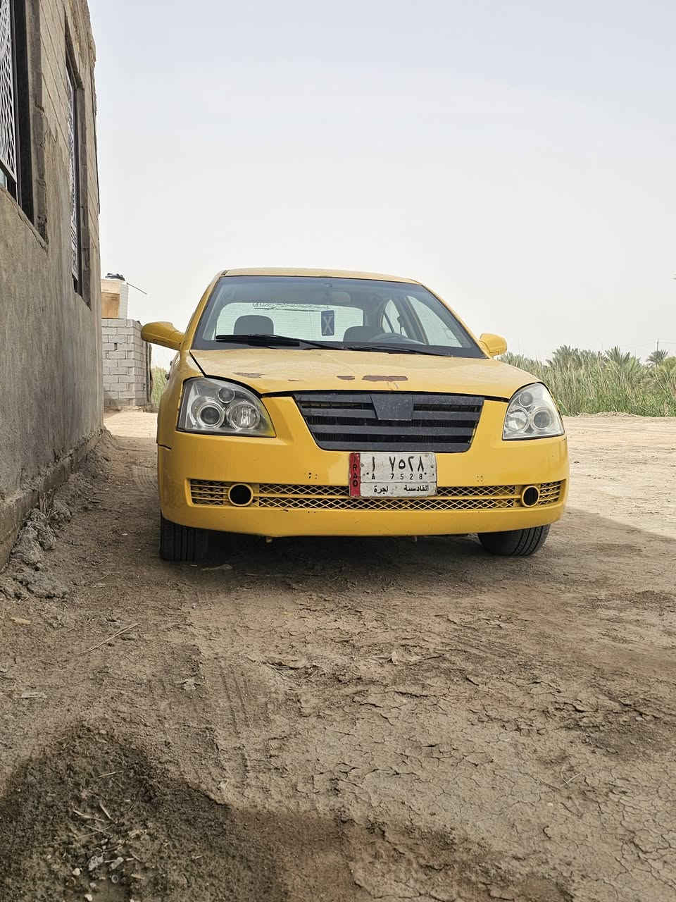 سلام عليكم من رخصت مدير الكروب شيري للبيع محور كامري ابو جف قادسيه سنويه نافذه شرط التحويل تخم تاير محرك وكير شرط كهربائياته كله شغاله تبريد مايشتغل حداده زينه المكان السماوه ناحيت المجد السعر ٣٠ وبيه مجال قليل للبيع بدون مراوس بيع فقط ***********وترهم مده
