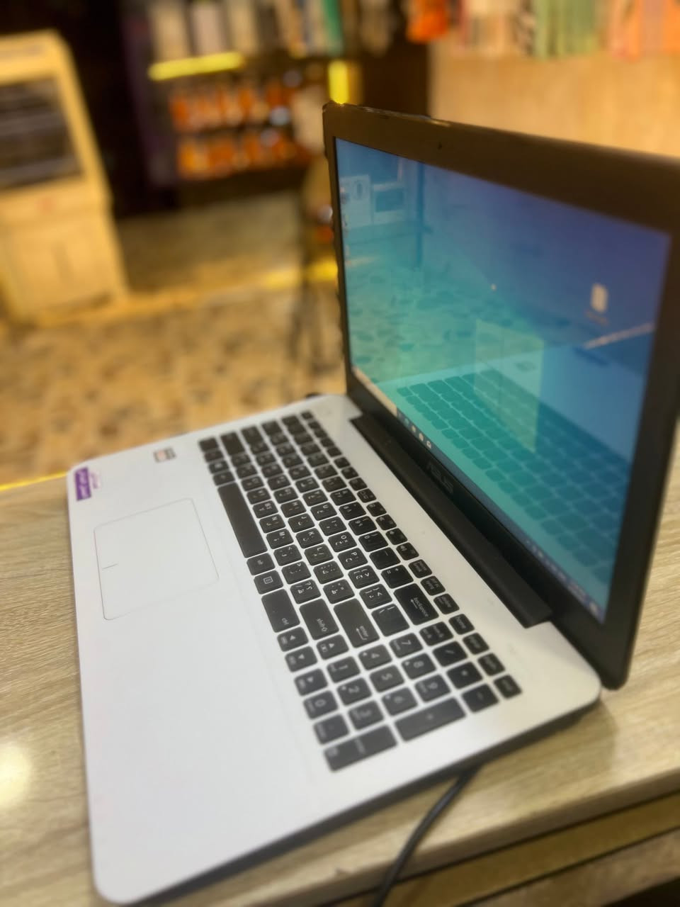 لابتوب asus
معالج Amd 
رام 8 كيكا ddr4 
هارد 256 ssd 
مناسب للدراسة والتصفح حجم سلم 
شاشه 15.6 
السعر 150 وبي مجال


**إذا كنت صاحب هذا الإعلان وتريد حذفه لأي سبب، رجاءا أرسل رسالة إلى الدعم الفني**