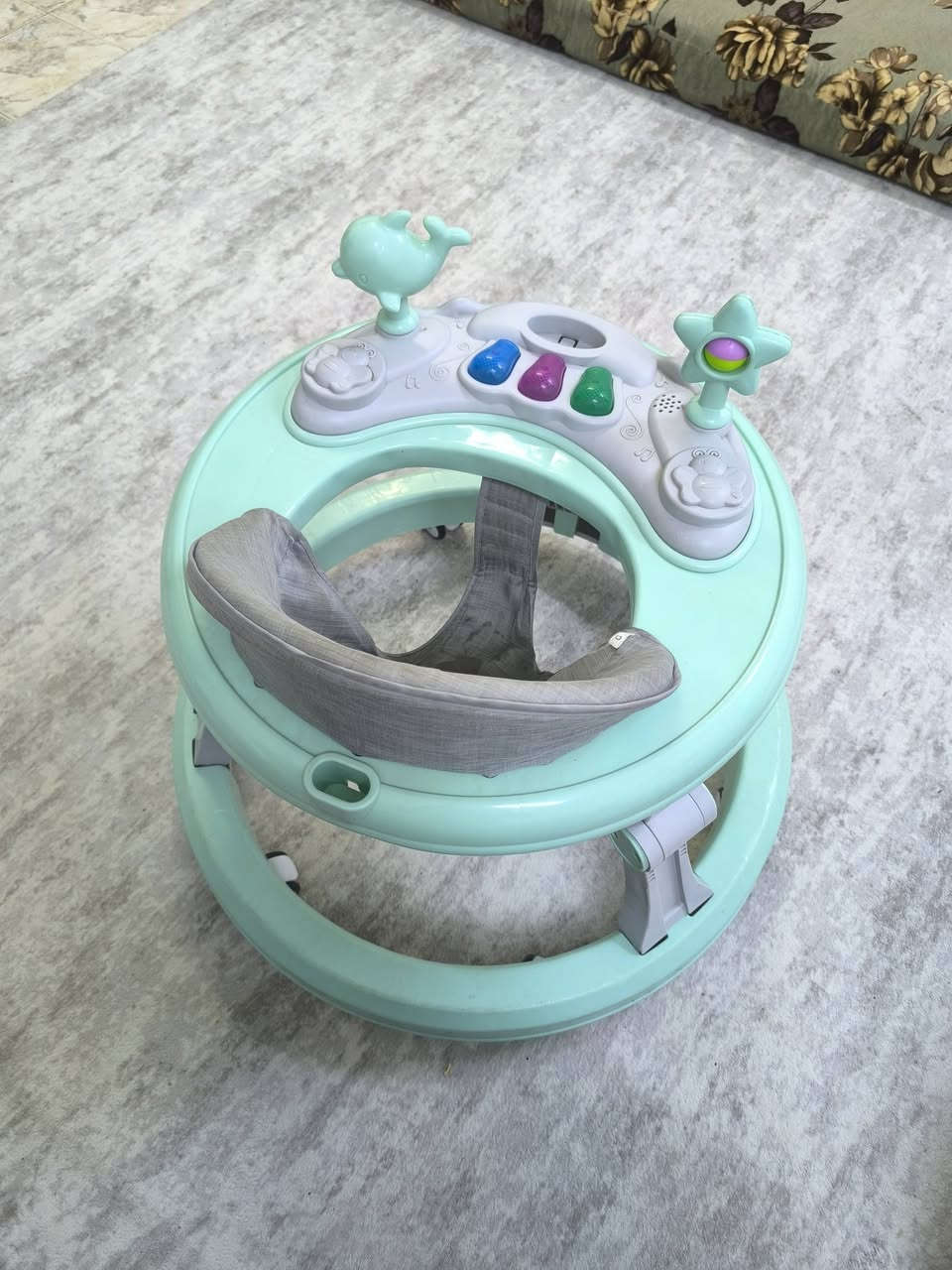 اسفنج مال نفر عدد 2 الطول مترين 10 سنتم العرض 90 سنتم مستعمل نضيف مو مال سوكي سعره الواحد 25 ألف تركي
حجله مستعمل نضيف تركي مو مال سوكي سعره 30 ألف عنواني كركوك يم محطة طاهر وهد رقمي للتواصل ***********
