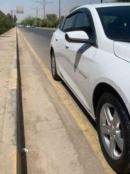 السلام عليكم..
شوفيرليت ماليبو موديل 2023 وترهم مراوس
ماشية 30 ميل
رقم اربيل هزة جديدة باسم الشرعي
شرط التحويل
طخم تاير جديد سيارة جاهزة من كلشي
ضررها جدآ بسيط
سعرها 138 وبيها مجال
***********
