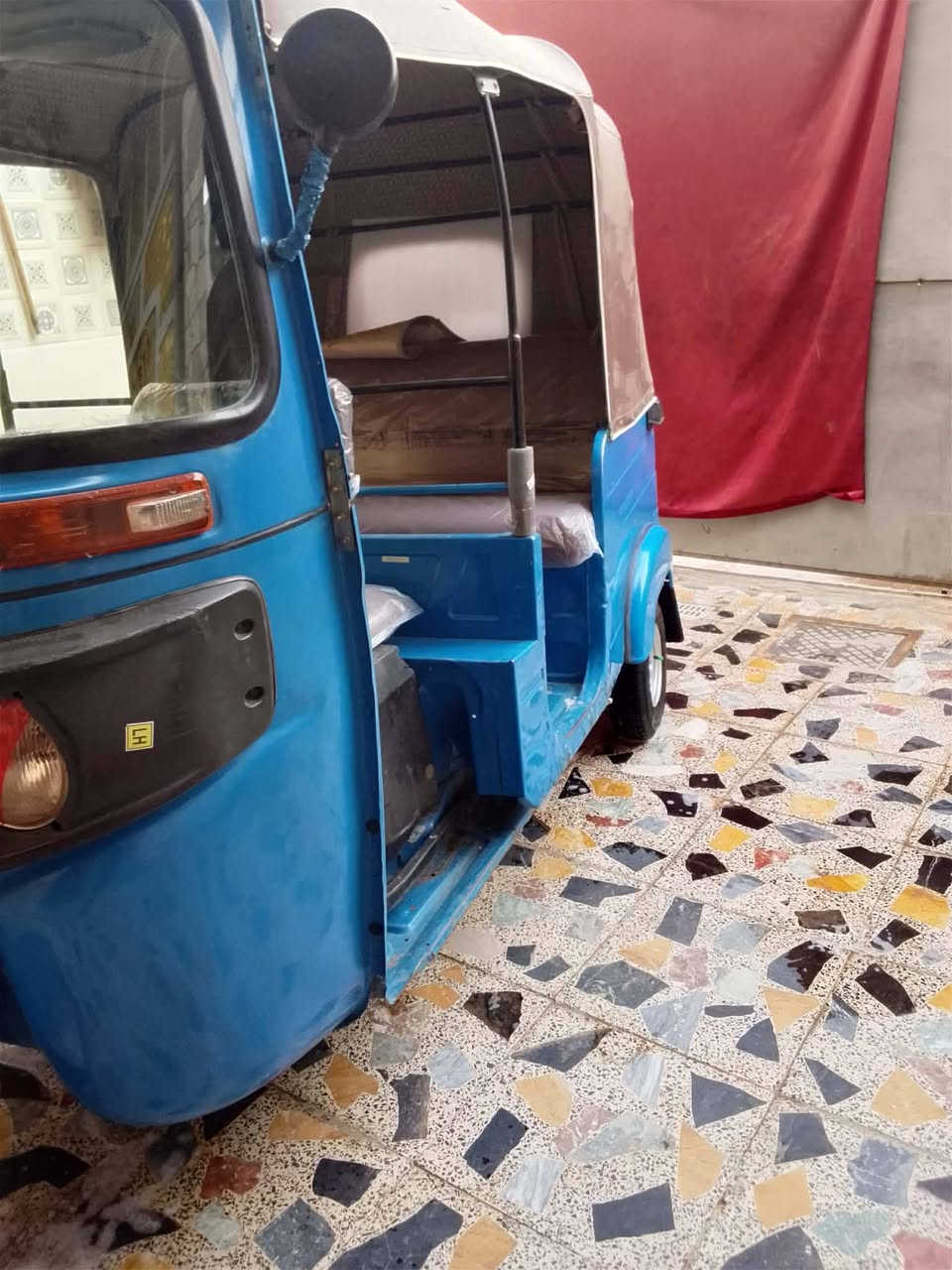 سلام عليكم تكتك للبيع 19داخله بل 20شهر 12 تكتك تخبل مال جناي فقط لغد مصبوغ باقي كفاله رقم بغداد السعر 6500بيهه مجال الشراي ***********
