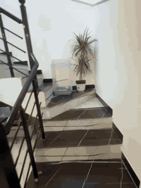 السلام عليكم 
الدار للبيع 
مساحه 100 متر 
واجهه 6 وربع نزال 16 
طابقين 3 غرف نوم 
طابو زراعي سند 25 
خدمات كامله 
البيت فووول 
الدوره مدخل هور رجب مجمع النخيل 
*********** واتساب 
*********** واتساب
