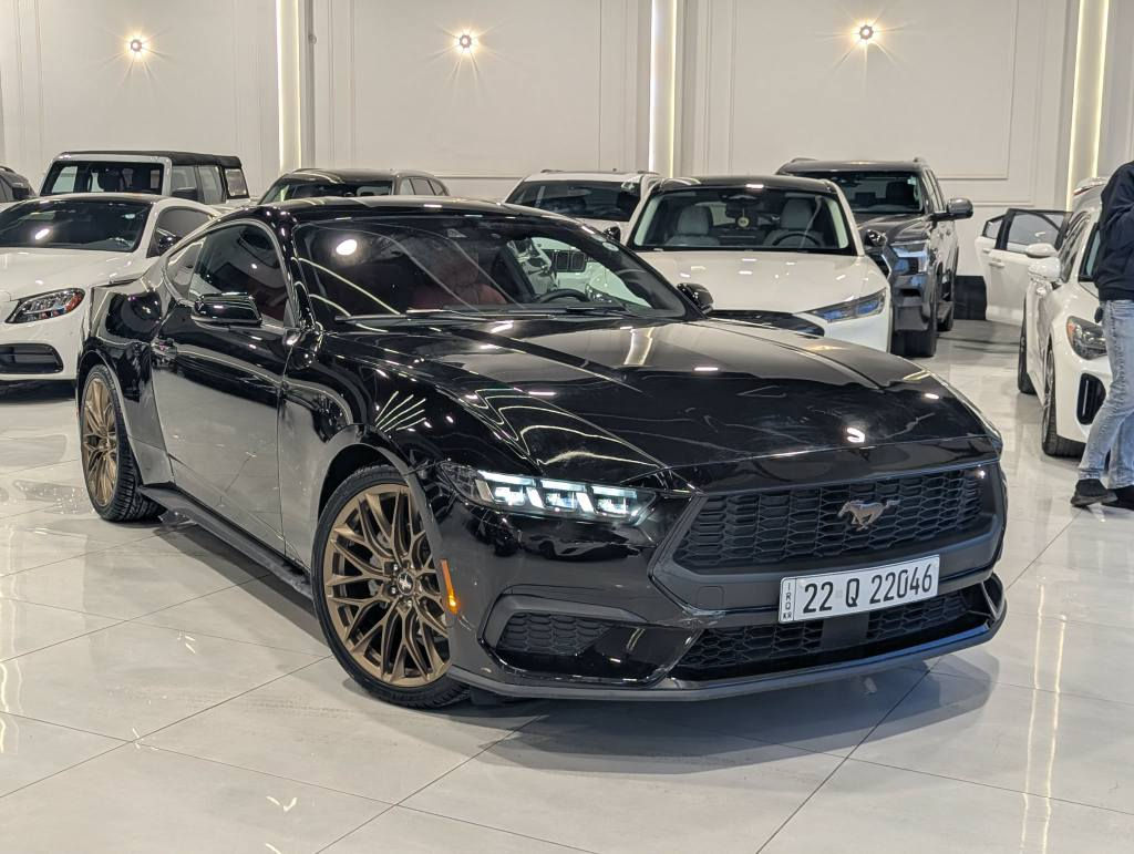Ford Mustang Premium 2024 
سبوغ : ٣ پارچه و نیو
ماوه ی رویشتن :  ۱۸۹۰۰ کیلومتر
بزوێنەر : ٤ پستۆن ٢.٣ لیتر تۆربۆ
ئایرباگ : تەنها شان
مواسفات : پریمیۆم فول فول 
نرخ : ٢١٥٠٠ $ دوو دەفتەرو پانزە وەرەقە
***********
*********** أربيل, العراق
