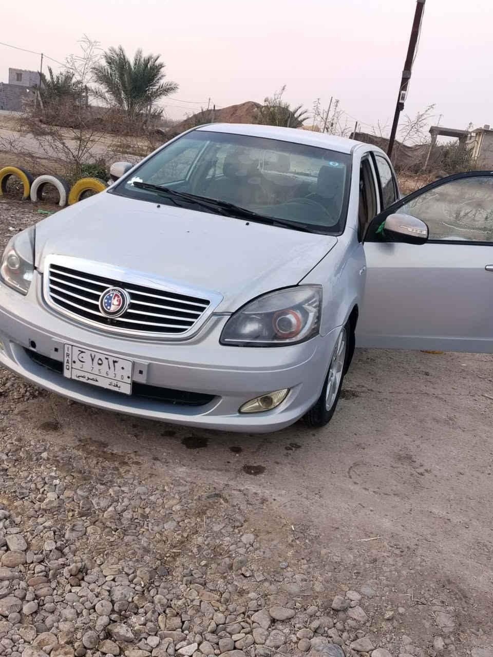 سلام عليكم جيلي موبل للبيع او مراوس بي ام اتصل انطيك تفاصيل ***********
