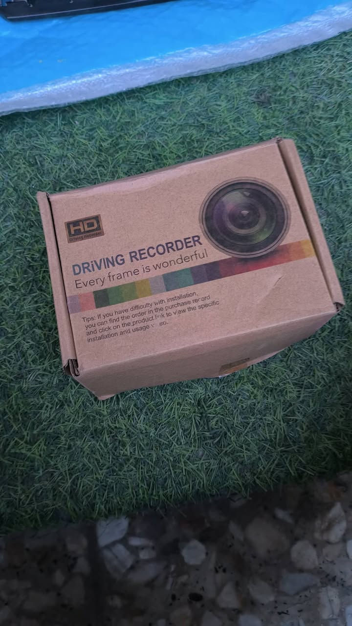 بروجكتر لد دعاميه النترا 17،18 لد وشاره سعره 25 تك عكس جهت سايق... داش كام جديده بلك غير مستعمله سعرها 20  للستفسار هذه رقمي بي وتساب فقط ***********
