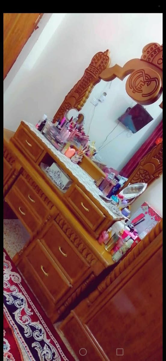 غرفه للبيع جديده مسالها هواي من مسكميها سعرها قفل  مليون


**إذا كنت صاحب هذا الإعلان وتريد حذفه لأي سبب، رجاءا أرسل رسالة إلى الدعم الفني**