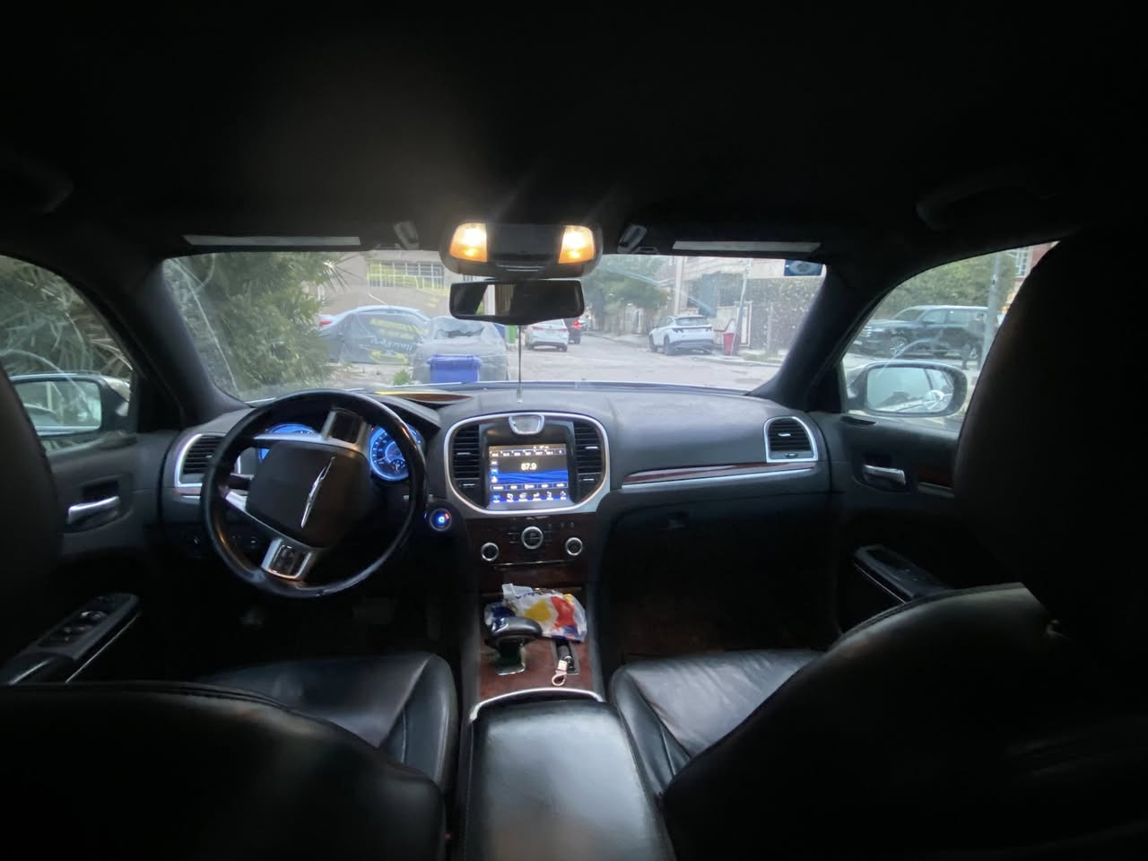 للبيع موديل 2012 امريكي سونار جديد داخل الصور مال مندلاوي معروضة 13500$.  ‭0772 114 4618 ‬ مكانهة زيونة
