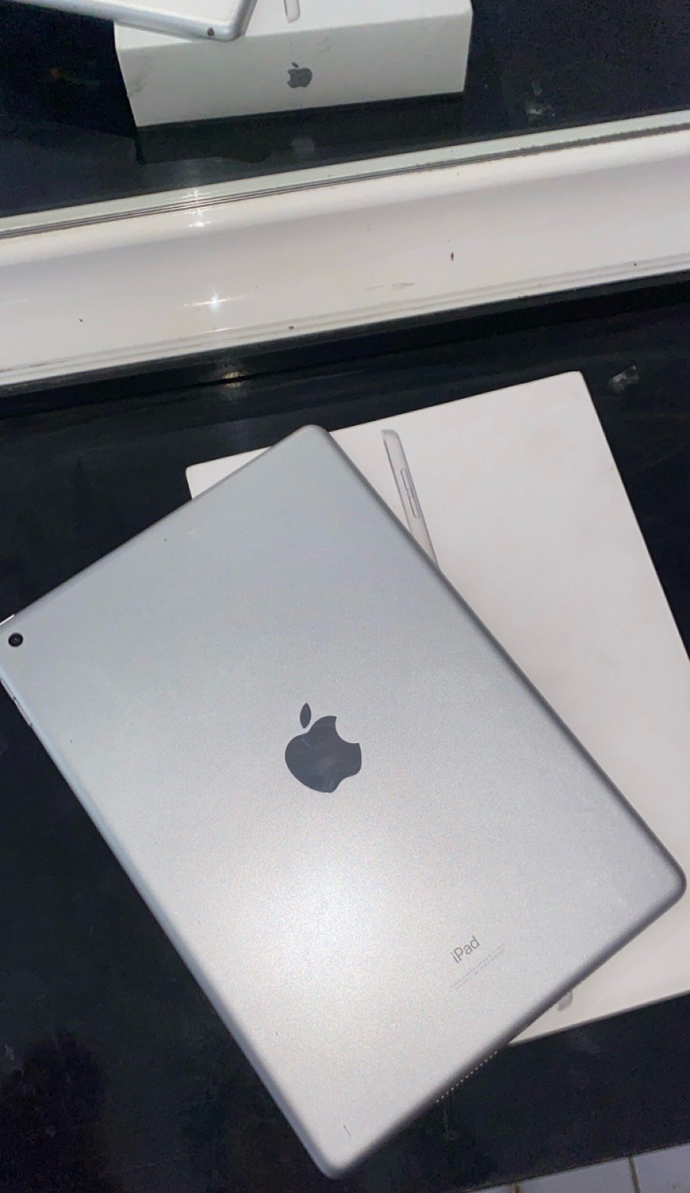 سلام عليكم iPad 9 ذاكرة256 ملحقاته كارتونة وراس الشاحنة مالته جهاز جداً نظيف مداخل تصليح استعمال دراسة سعر325 وبي مجال مكاني بغداد الأمين ***********