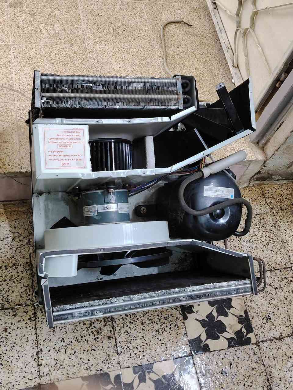 سبلت كنديشن نوعيه جنران نضيف تبريد ثلج قاعده تثبيت وياه سعرو 250 بي مجال ***********
