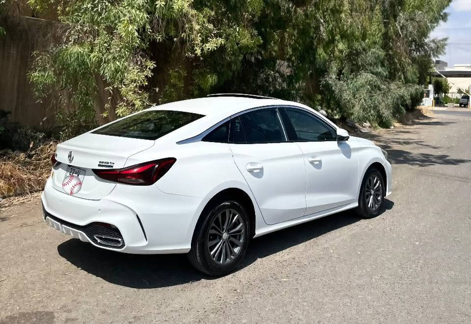 MG GT 2025 full ***********
فول مواسەفات بەسمە سلاید ئاوێنە شەفت و ئیشارەت
٥ کامیرا کوشن جلد شاشە گەورە گێچ ئەلیکترۆنی بریک بەسمە ویل کرۆم لایت و بەگلایت لید ڤۆلیۆم و تحدید سرعە حساسی پشت 
16 هەزار رۆیشتووە 
یەک چاملغی پێشەوە سبوغە بێ ژۆری بي ئرباك  دەعامیش بی سبوغ نموونه له جواني
سعر 118 وەرەقە و مجالەکی بەسیت 
مشتەری  تەلەفۆن بکە له خزمتم
*********** أربيل, العراق

