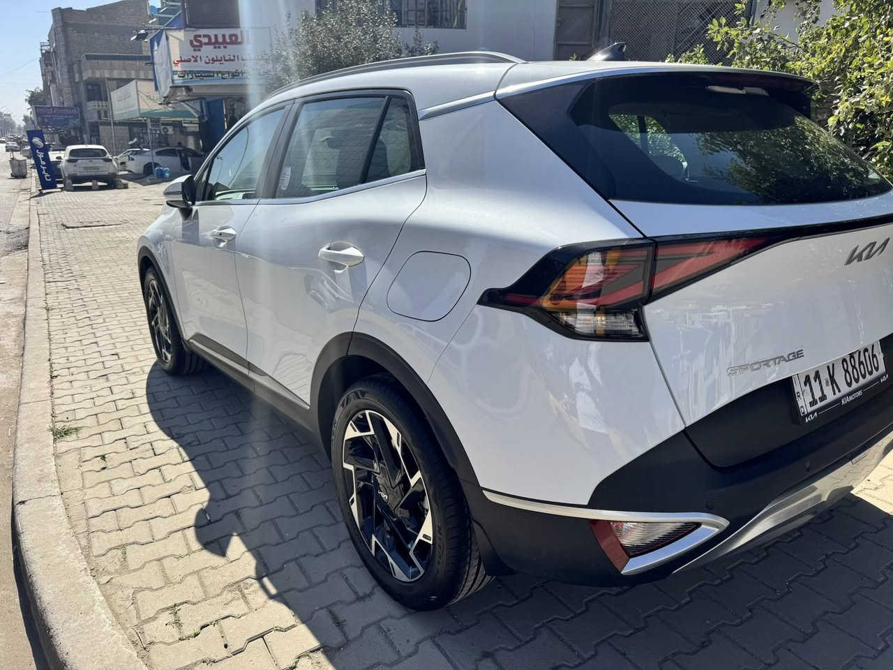 السلام وعليكم للبيع اسبورتج 2025 مكفوله كفاله عامهماشيه 4000 على وضع الزيرو مواصفات فول عدا البانراما السعر 235 للتواصل ***********مكاني بغداد لاعظميه
