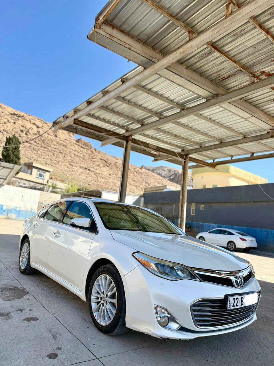 تویوتا اڤڵۆن ٢٠١٣ 
لیمتد فوول
دوو نیو چاملخ پشتەوە هەیە 
خاوێن بی مەسرەف بێ کیشە 
بە ناوی خۆمە فەحس و هەزەو سنەوی نوێیە
*********** شقلاوة, أربيل
