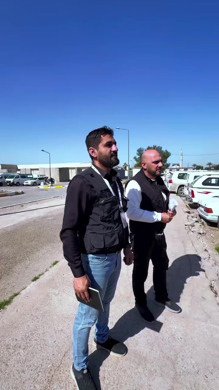 منذ دخولها السوق العراقي، استطاعت شركة موتوما أن تصنع فرقًا حقيقيًا في عالم الطاقة الشمسية، محققةً نجاحًا باهرًا اعتمد على الجودة، الاعتمادية، ومواكبة احتياجات البيئة العراقية وظروفها الصعبة.

لم يكن هذا النجاح وليد الصدفة، بل جاء ثمرة جهد مهني وتسويقي وفني مميز، كان في مقدمته الدور البارز الذي قدمه المهندس وليد خالد العاني، الذي عمل على:
 • شرح وتوضيح منتجات موتوما بأسلوب احترافي مبني على الفهم الهندسي والتجربة الواقعية.
 • تمثيل الشركة داخل العراق بصورة تعكس قوة العلامة وجودتها الحقيقية.
 • نقل ثقة المنتج للمستخدم من خلال الشرح الدقيق، والتنفيذ العملي، ومتابعة الأداء على أرض الواقع.
 • بناء وعي حقيقي بالطاقة الشمسية بعيدًا عن التسويق المبالغ به، مع التركيز على الحلول الصحيحة والآمنة.

منتجات موتوما من الإنفيرترات والبطاريات أثبتت كفاءتها العالية واستقرارها في الأداء، ما جعلها خيارًا أولًا للكثير من المهندسين والمستخدمين، وساهم في انتشارها السريع داخل العراق بثقة وسمعة قوية.

✅ موتوما اليوم ليست مجرد شركة، بل علامة نجاح.
✅ وتمثيلها في العراق كان على مستوى المسؤولية والطموح.

تحية تقدير لكل جهد صادق يرفع اسم المنتج الوطني والعالمي، ويؤسس لثقافة طاقة نظيفة ومستدامة في العراق


**إذا كنت صاحب هذا الإعلان وتريد حذفه لأي سبب، رجاءا أرسل رسالة إلى الدعم الفني**