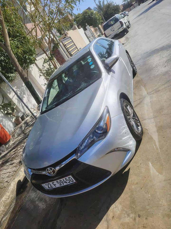 كامري موديل 17le محدثه se سنويه لل ٣٠ ماشيه ١٤٠ ظرر ٣ قطع جامرلغ بونيد سقف وتكمه   محرك قبق الفوك مفتوح وكير شرط صدر جديد تايرات جدد  داخل لونين  كشن كهربائي بسمي شرط التحويل مكاني كركوك سعر ١٢٨ وبي مجال
*********** كركوك, العراق
