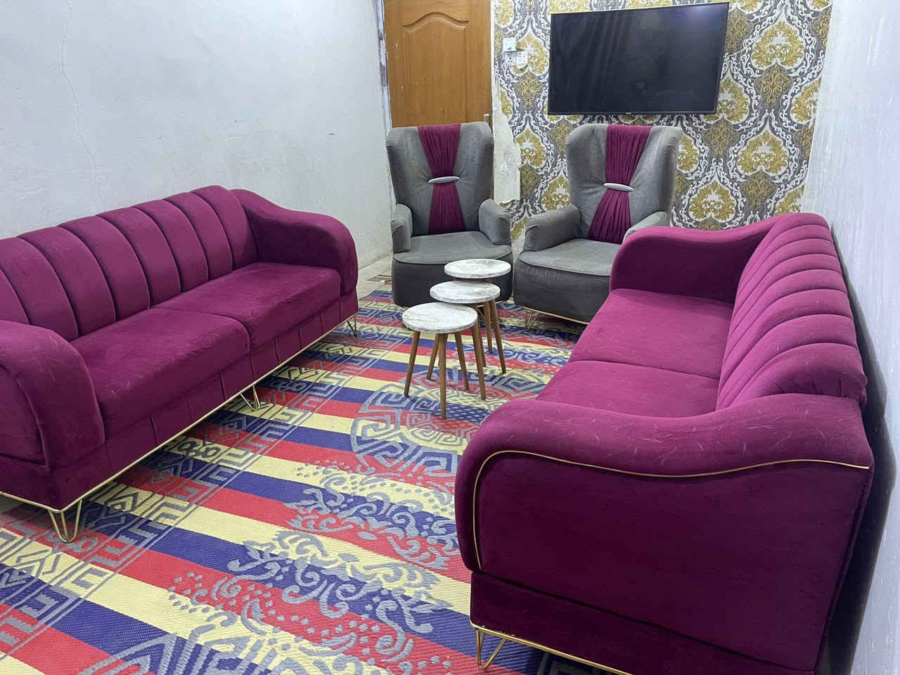 تخم تركي تكمه قوي نضيف ستعمال قليل اخو الجديد مع سيت طبلات هديه ب250 قفله
***********
