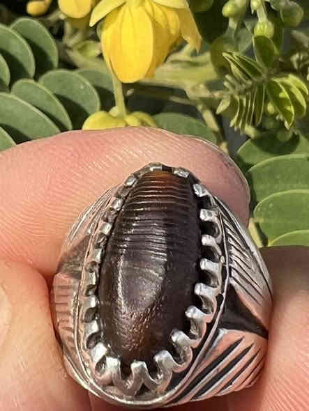 جزع يماني تحفه التحف وبصياحه يدويه تحفه العنوان الكوت للاستفسار الاتصال على ***********
