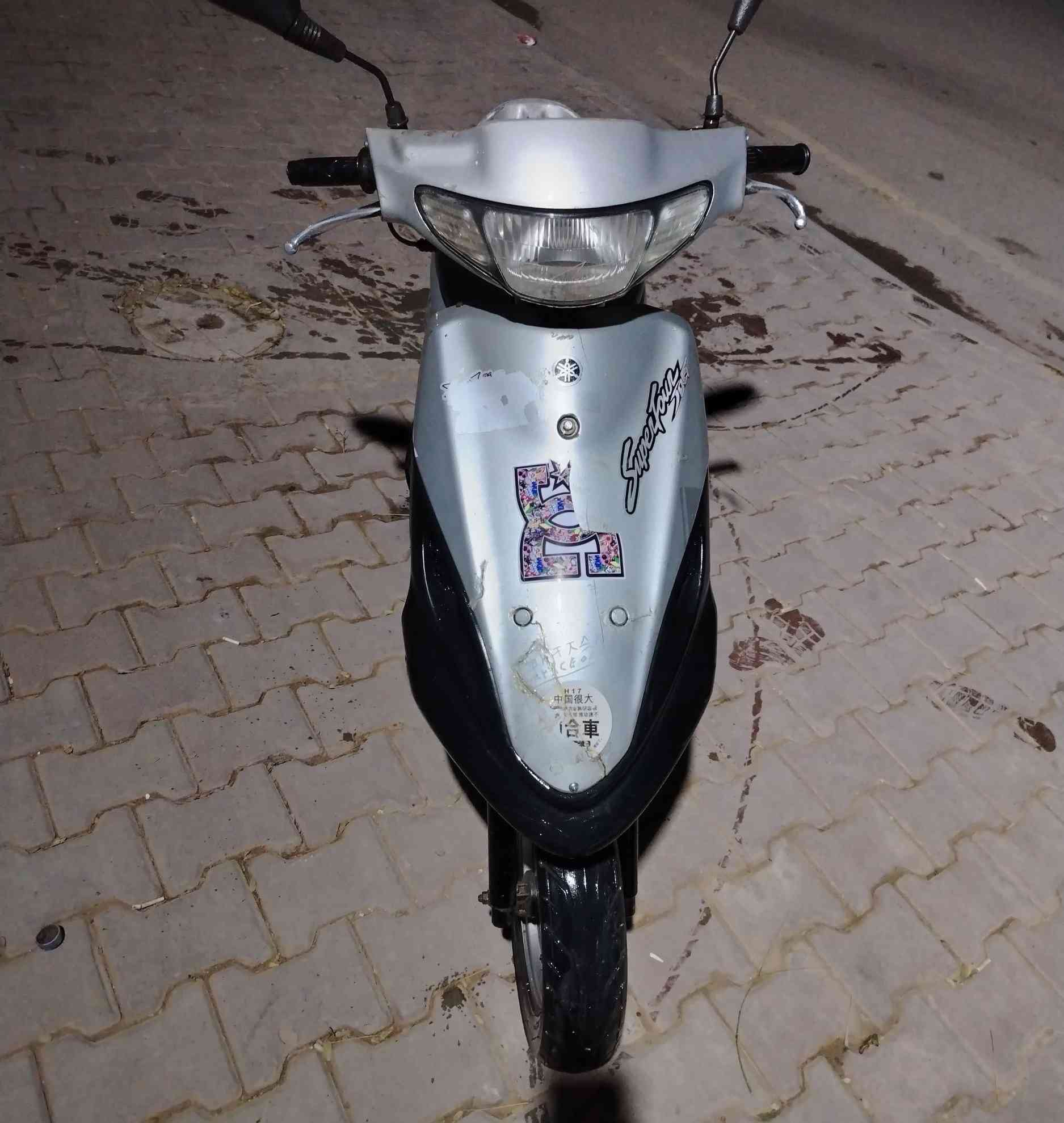 السلام عليكم
ماكس قجمة 120  للبيع كاملة
مكينة ابلاد متسمع صوتها
كهربائيات كاملة سلف هندر
دراجة ابلادية او حلوة
مكاني بعقوبة التحرير
رقمي ***********
سعرها 275 اوبيها مجال
