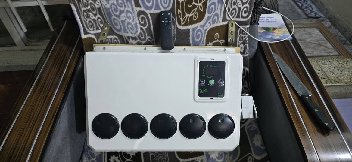 شباب سبلت قطعتين ١٢ فولت جانت مشدوده على سياره بيكب شغاله ثلج حولته على راس تريله على ١٢ فولت تشتغل نص دقيقه وتعزل ويطلع كود بالشاشة ريمونت وياه اني ابيع الموجود ٣٥٠ الف للعلم سعر الجديد ٨٥٠ الف


**إذا كنت صاحب هذا الإعلان وتريد حذفه لأي سبب، رجاءا أرسل رسالة إلى الدعم الفني**