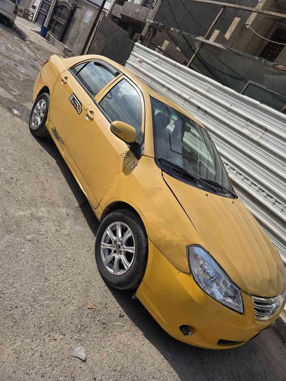 بي واي دي جي 3
مديل ٢٠١٣
محرك كير خير من الله 
كلج وعينه  جدد
 رقم انكليزي سنويه ل ٢٠٢٨ 
تبريد تدفئه شغالات 
الكشر مصبوغ حزام غير مكفول 
السعر ٣٧ مجال بسط 

المكان بغداد كماليه رقم ***********
