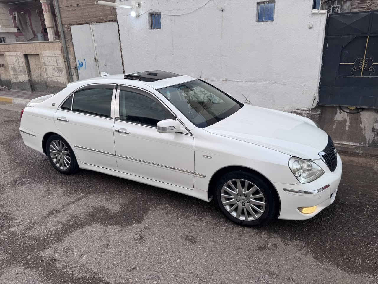 السلام عليكم ماجستا ٢٠٠٧  رقم بغداد مميز مبايعات وكاله عامه بسياره اسوي سنويه بسمي بعد سنتين وتصقط فول رادار واحد على واحد مكفوله من الكص مكاني النجف الكوفه السعر اخو البلاش اليعرف المبايعات يتصل استفسار اتصال على رقم ***********
