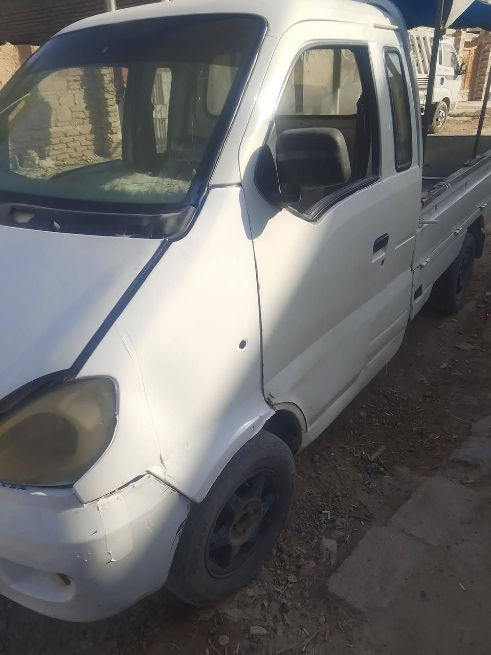 عليكم هيفاء للبيع موديل 2007 محرك وكير شرط السعر 15 وبيها مجال مكان السياره سامراء رقم الهاتف***********
