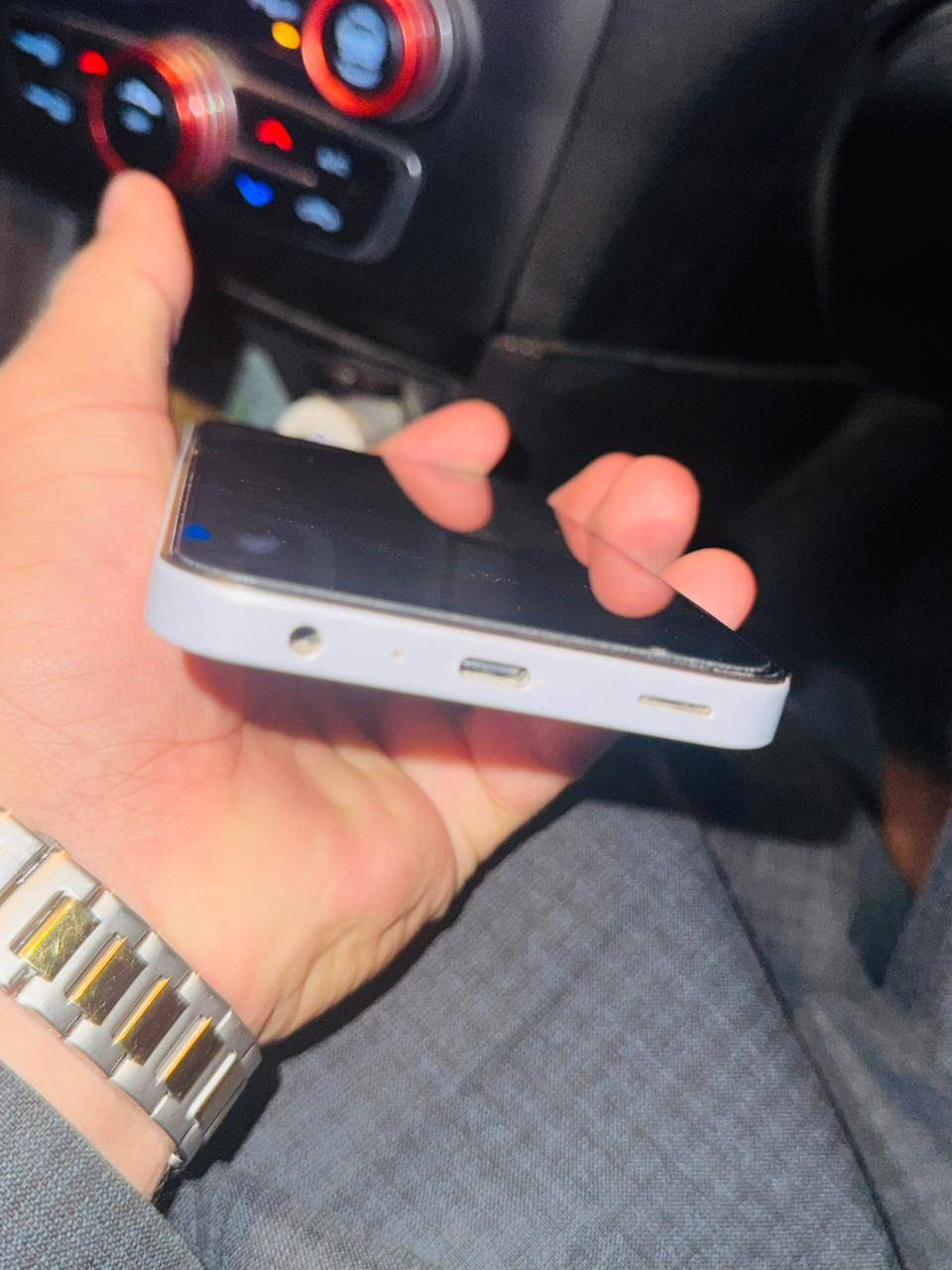 للبيع سامسونك 
A25 5G
تلفون مكفول من التصليح والعطل ... استخدام شخصي 
السعر النهائي( ١٨٠)الف دينار عراقي حجم الذاكرة( 128)
العنوان ذي قار الرفاعي 
للاستفسار واتساب او اتصال 
***********
***********
