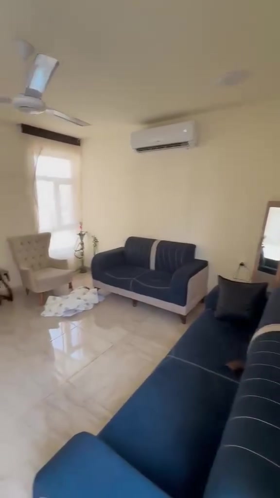 عائلة او بنت مرتبة شقة طابق4 السطح الك للايجار تحتوي على غرفة وصالة ومطبخ معزول وخدمات الايجار400 شرط تشتري الاثاث الموقع الاعظمية شارع عمر قرب الكوخ
للاستفسار***********
