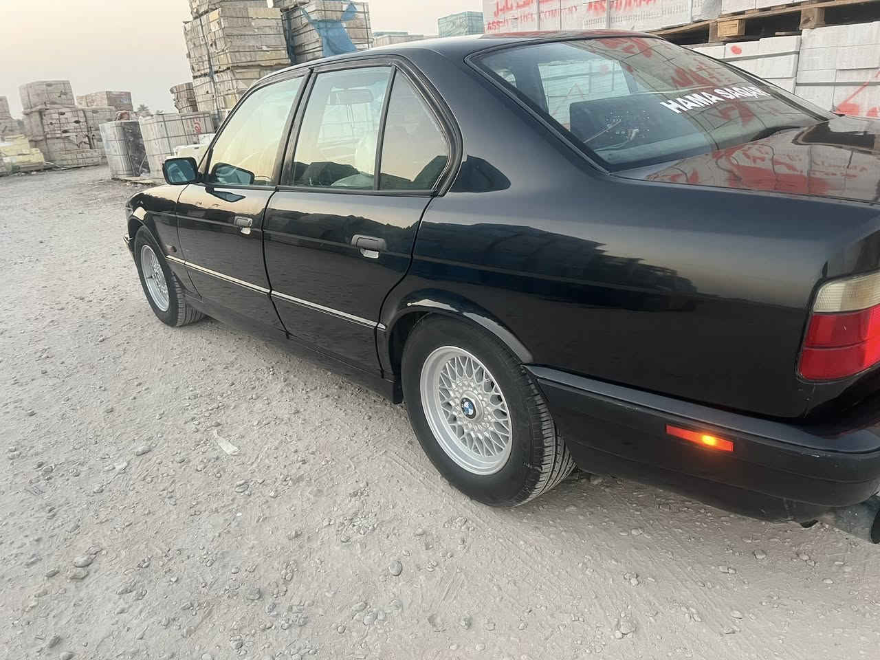 السلام عليكم بي ام لبيع موديل 92 سياره أي نقص ما بيه مكينه لا تبخير ولا تنقيص وكير خير من الله تبريد ثلج العنوان بابل الرقم ***********
