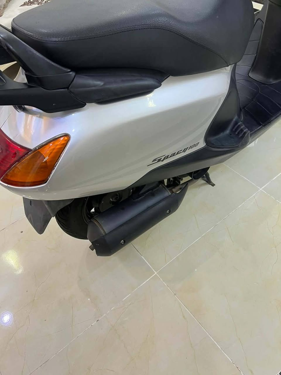 #السلام_عليكم_أخوتي_الغوالي
#مال_مزاد_شرط_رمبه 
# هوندا سبيسي ياباني أصلي 🇯🇵👍
 #شرط الضمان 💯💯
#بعده بحالة الوكاله فول نظافه مكفول 
#نظافه فول 💯💯👍                                                          كوت خاجيه شارع ٤٠ رقم هاتف فقط ***********
