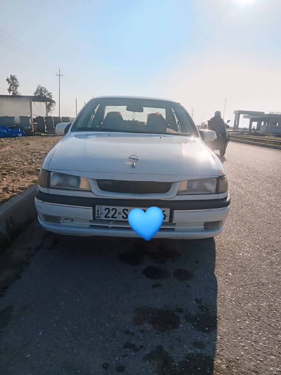 سلام عليكم اوبل فكترا للبيع موديل 1994رقم اربيل بسمي سنويه جديده مكينه20  وكير قبل شهر امبدلهن بلكارتون مصبوغه عام لجماليه سعرها 42ورقه. وبيه مجال  مكان السياره ب كلار رقم الهاتف ***********
